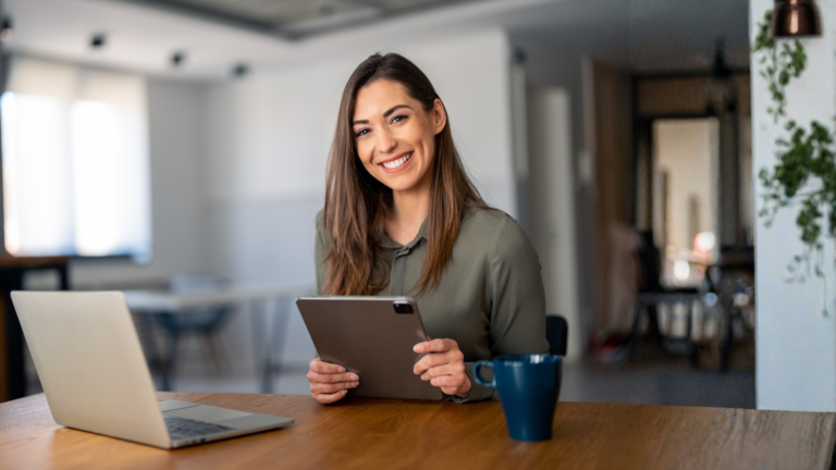 Escala tu negocio sin que dependa de ti. Experta Evoluciona